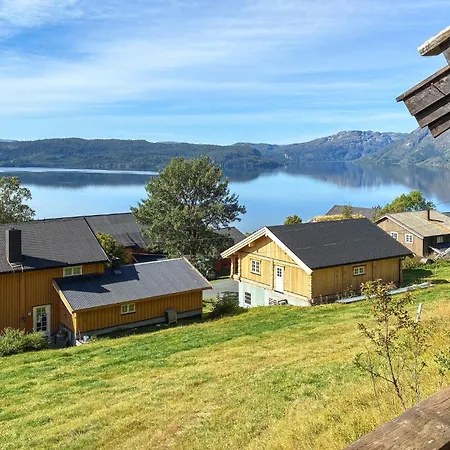 Vakantiehuis Prachtig Met 2 Slaapkamers In *